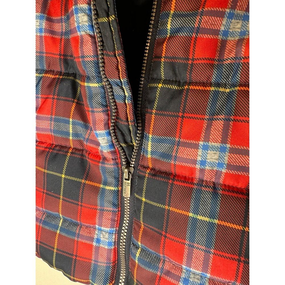 Tommy Hilfiger Red Navy Plaid Puffer Vest with H Patch - Picture 3 of 5